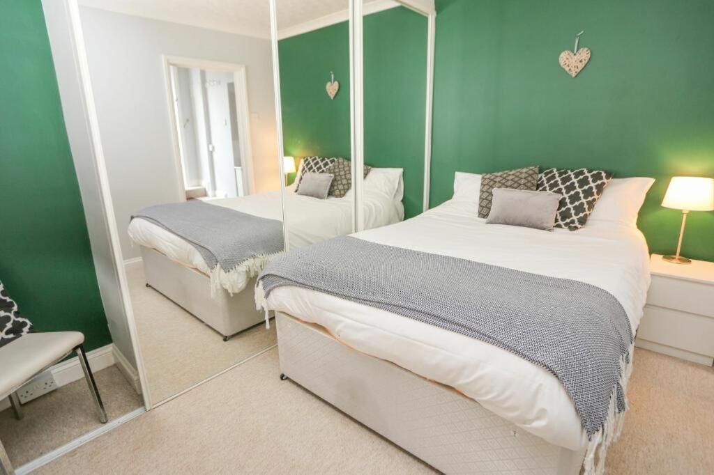 Southsea Historic Gem - Elegant Apartments Portsmouth Esterno foto