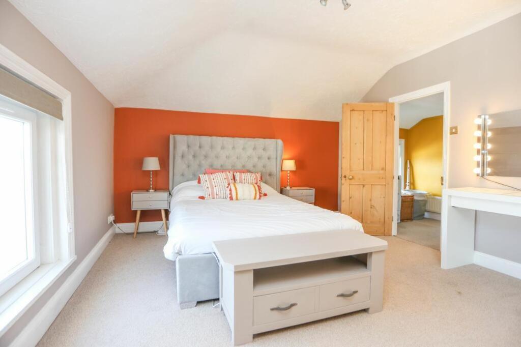 Southsea Historic Gem - Elegant Apartments Portsmouth Esterno foto